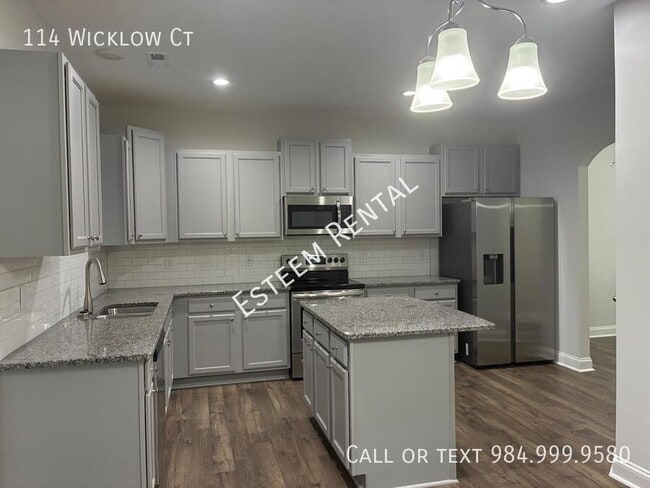 114 Wicklow Ct