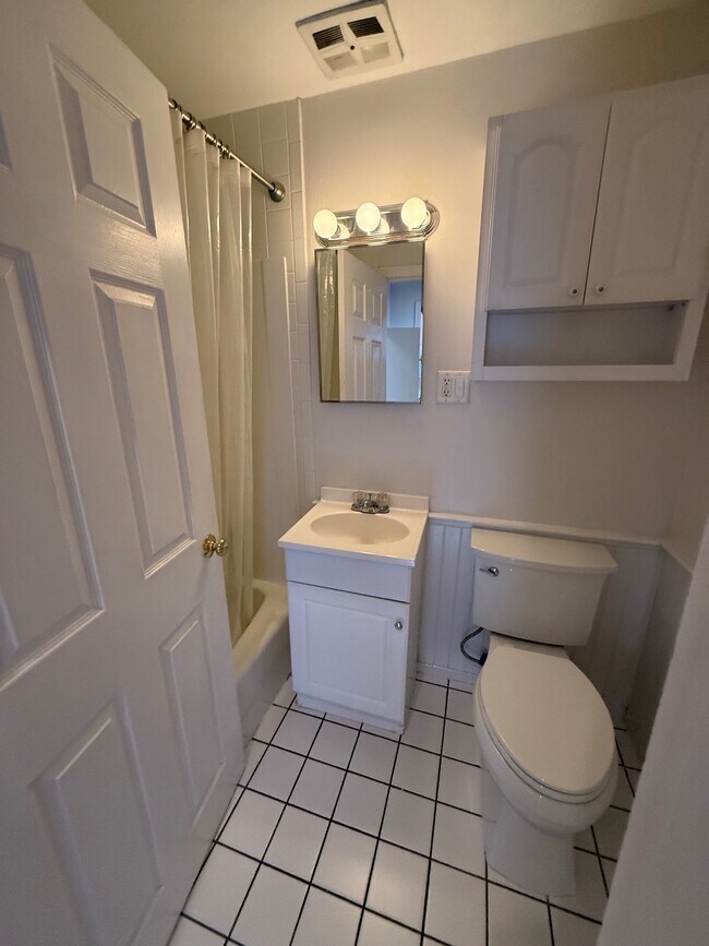 Photo - 680 Tremont St Unit 2R