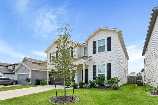 Photo - 23515 Wrexham St