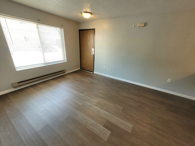 Photo - 821 5th Ave S Unit 823