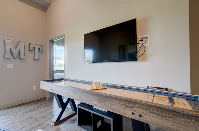 Photo - 2210 Remington Way Unidad FL1-ID1339967P