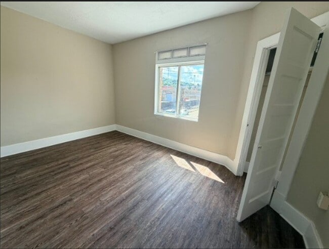 Photo - 419-419 10th St Unit 419