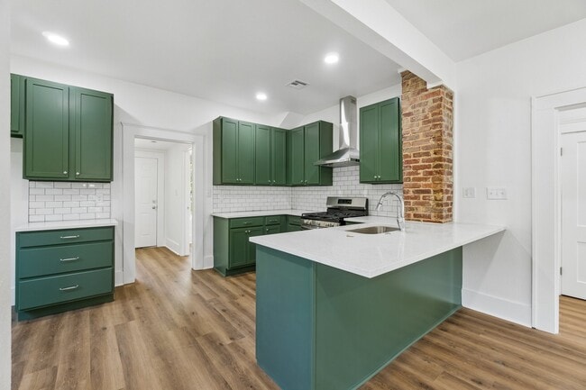 Photo - 1321 NE 9th St