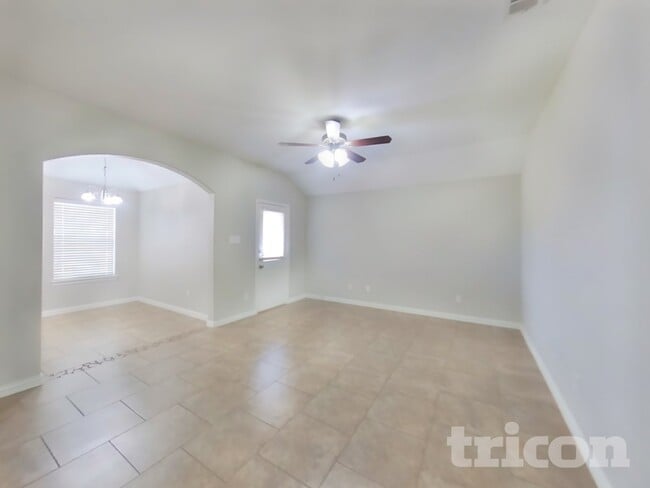 Photo - 12220 Hunters Crossing Ln