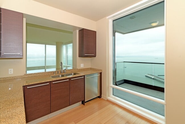 Photo - 425 1st St Unit 4002