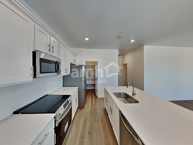 Photo - 12230 Thunder Creek Pky