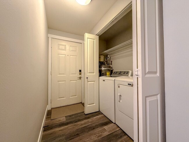 Photo - Gorgeous 2bd/2bth Lower Queen Anne Condo, $2,850/mo.