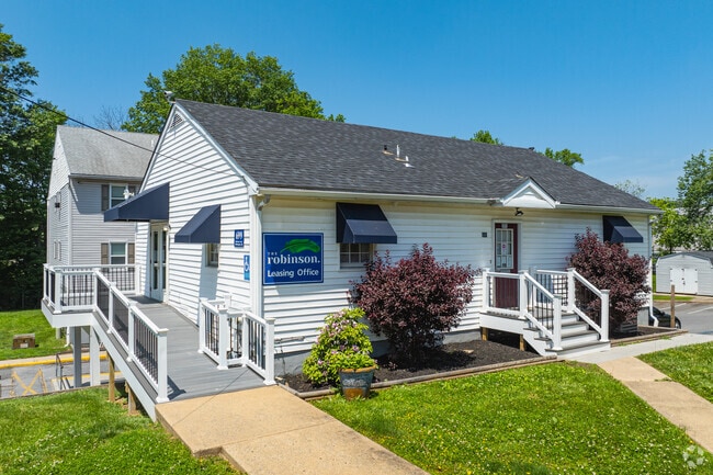 Leasing Office