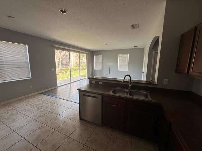 Photo - 3635 Pine Knot Dr
