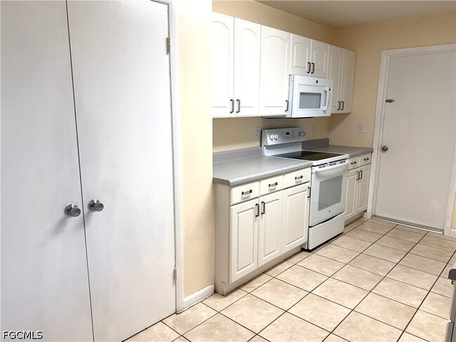 Photo - 3814 SE 3rd Pl