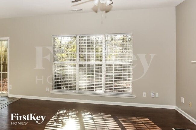 Photo - 6728 Allness Glen Ln