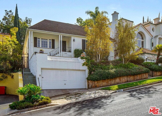 Building Photo - 10614 Le Conte Ave Rental