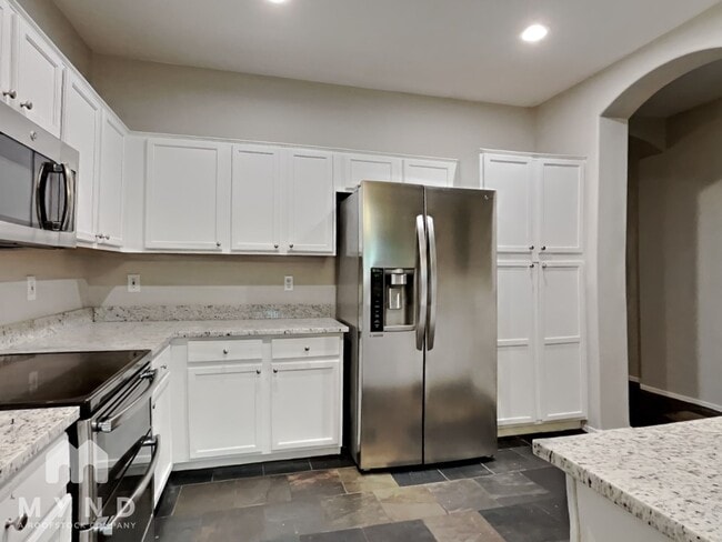Photo - 12206 W Lincoln St