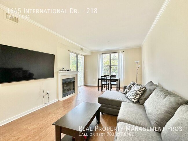 Photo - 1645 International Dr Unit 218