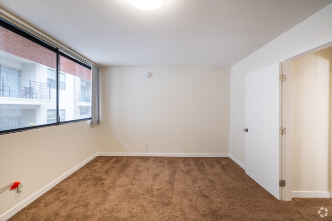 2BR, 1.5BA - 1,600SF - Bedroom