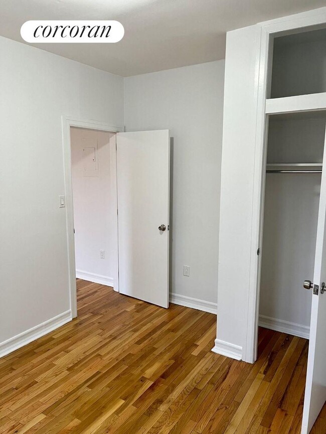 Photo - 317 E 3rd St