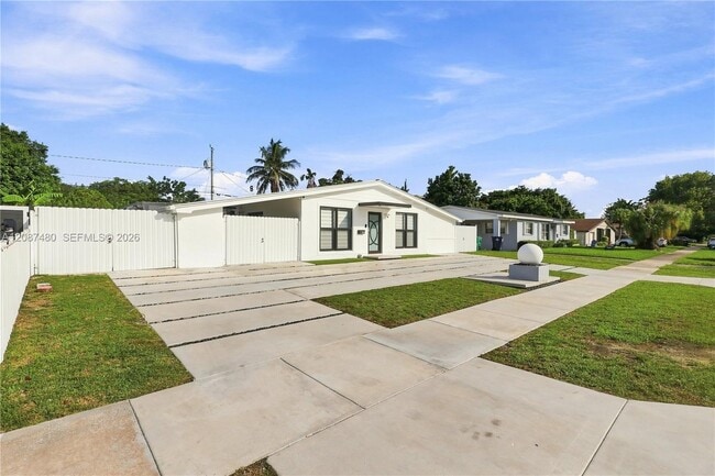 Photo - 9298 Jamaica Dr