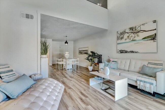 Building Photo - 2701 Seagate Ln N Unit ID1281946P Rental