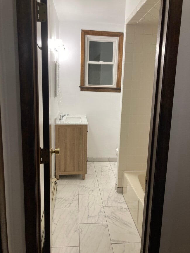 Photo - 9 1st St Unit # 2