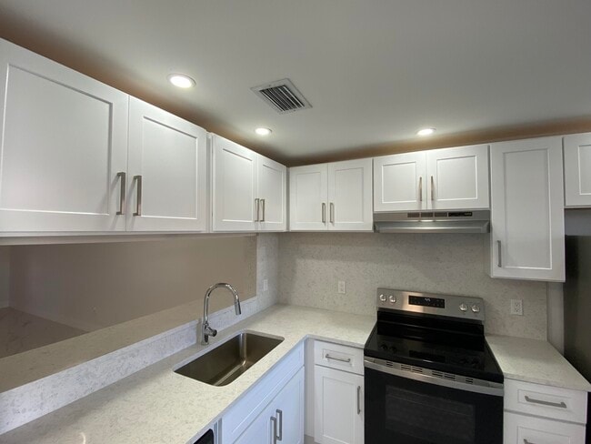 Photo - 267 NW 36th Ave