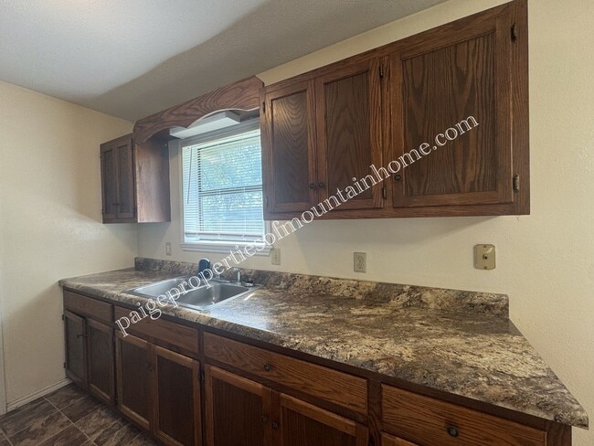 Photo - Country Living off Hwy 201N