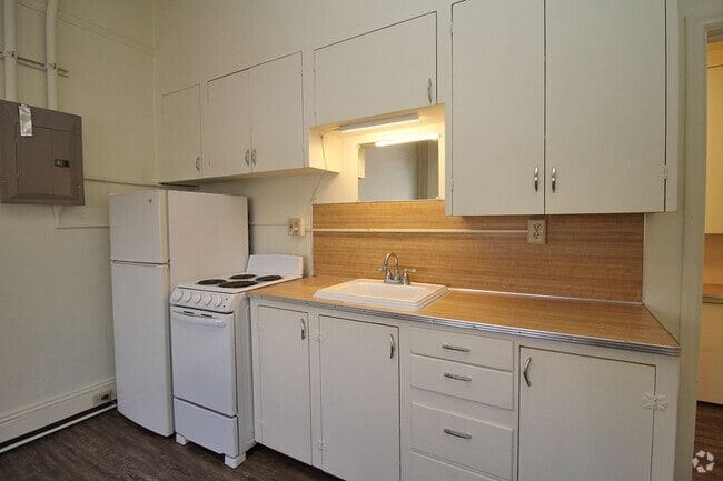 Building Photo - 12610 SW Farmington Rd Rental