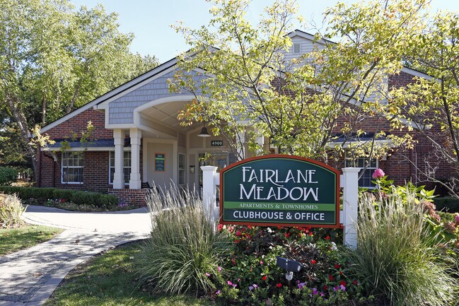 Fairlane Meadow Apartments &amp; Townhomes For Rent in