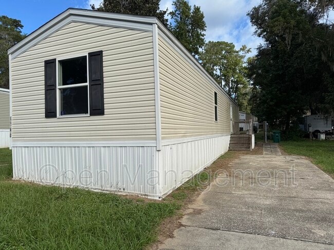 Building Photo - 396 Manatee Cove Dr
