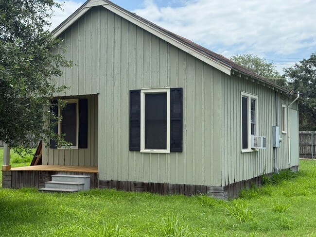 Country living 1 bedroom home - Country living 1 bedroom home