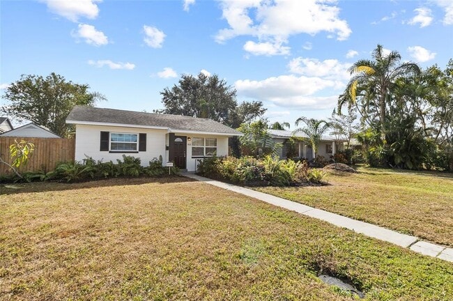 Photo - 452 45th Ave N