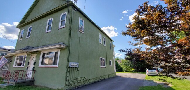 Building Photo - 531 S Main St