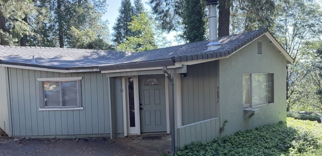 Building Photo - RENT REDUCED! Home for rent !