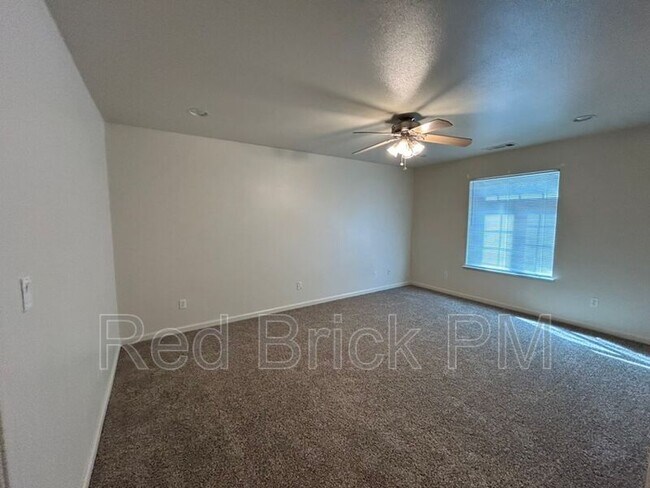 1236 E Alexander Ave