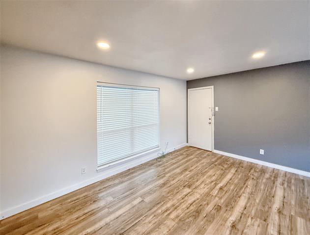 Photo - 4811 Live Oak St Unit 202