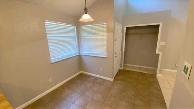 Photo - 6145 Greenon Ln