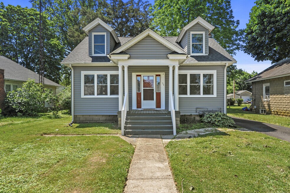 36 Pine St