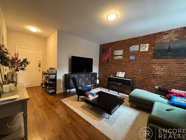 Photo - 17 Stearns Rd Unit 15-4