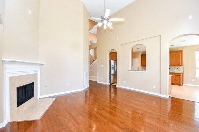 21223 Pennshore Ln