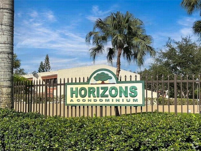 Building Photo - 8075 SW 107th Ave Unit 217 Rental