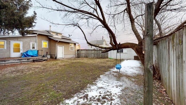 Photo - Walk to Restaurants and Shopping