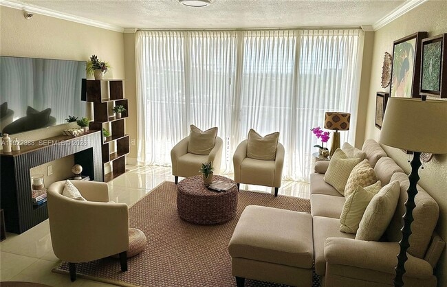 Photo - 1700 NW N River Dr Unit 907