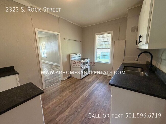 Photo - 2323 S Rock St