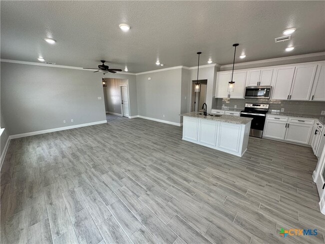 Photo - 1527 Sideoats Ln