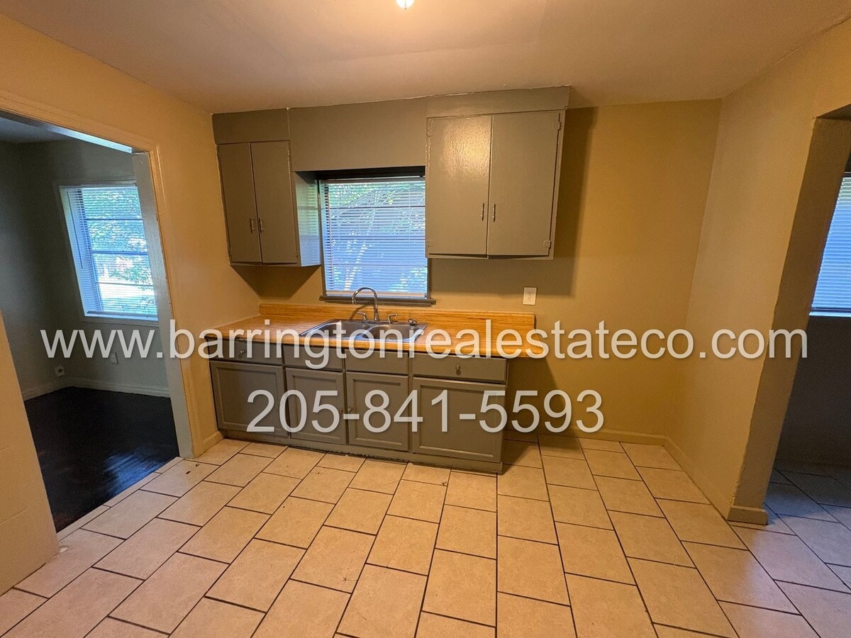 Photo - 513 83rd Pl S