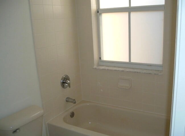 Photo - 3808 Shoma Dr