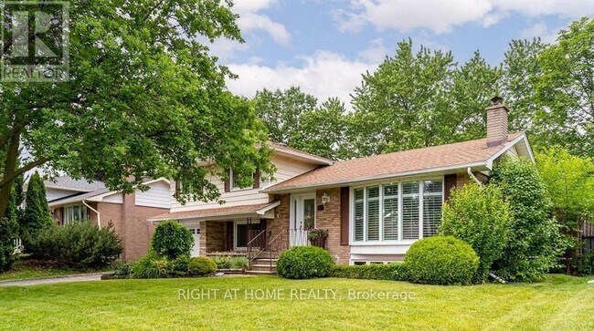 Photo - 49 Rayne Ave