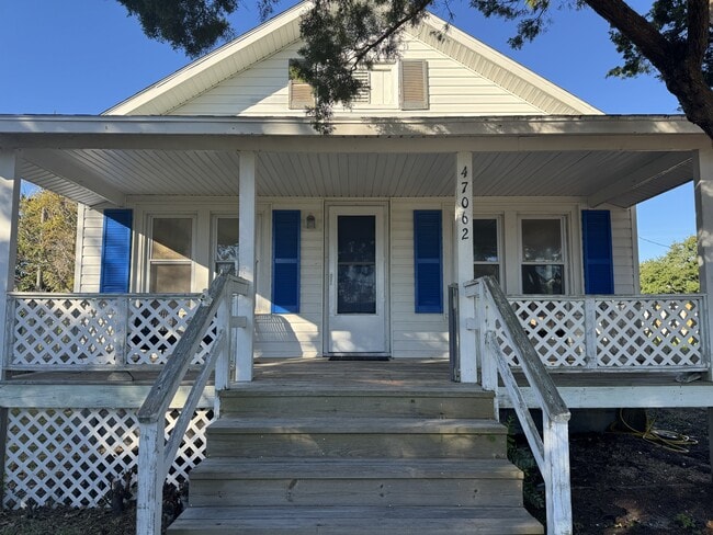 Building Photo - 47062 Buxton Back Rd Rental