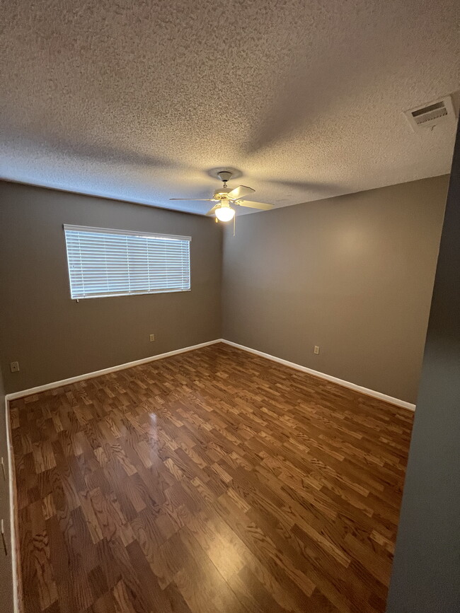 Photo - 14931 SW 92nd Ter Unit 1 bed 1 bath