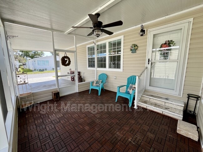 Photo - 38055 Woodgate Ln