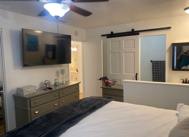 24311 Canyon Lake Dr N Unit Canyon Lake